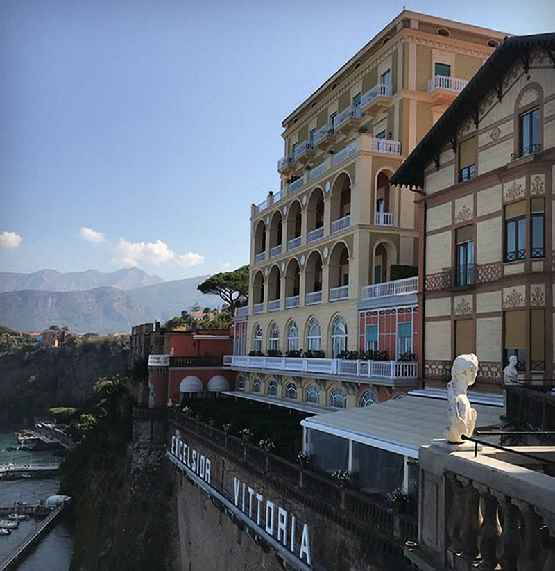 ../Images/MA,CHI-YIN.Italy.Grand Hotel Excelsior Vittoria (15).jpg